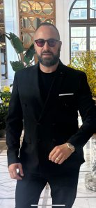 הכירו את ג'ורג' ורור, יזם נדל"ן בינלאומי המתמחה במלונות יוקרה והשקעות. גלו את סיפור ההצלחה והפרויקטים המובילים של איש העסקים.